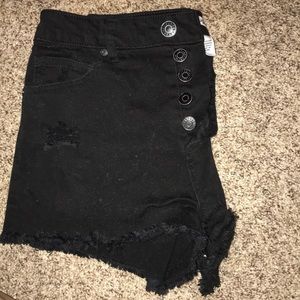 size 6 black chartlotte russe distressed shorts